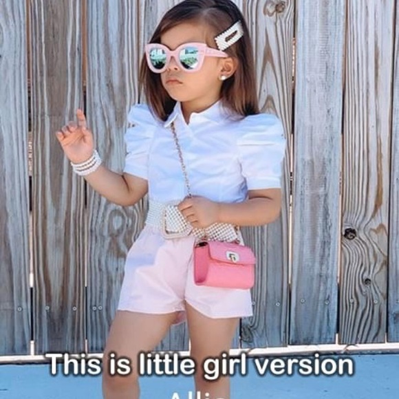 Meet your Posher, Elle Bree - Picture 4 of 8